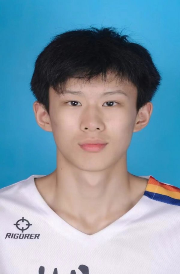 互联网股票配资 网友质疑男篮U18国青核心李沂泽改名及改年龄问题 或涉及超龄参赛